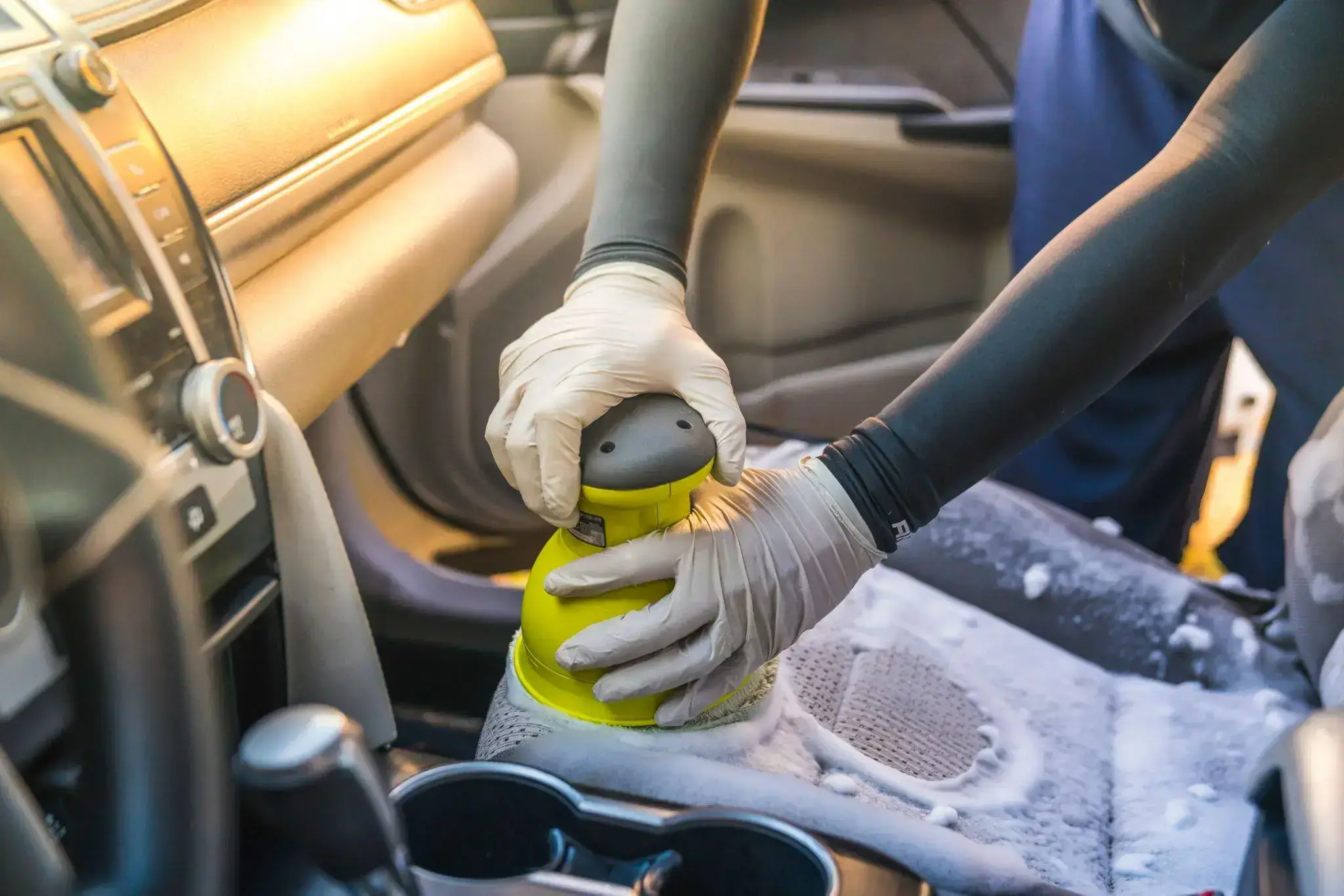 Driving can be more relaxing and enjoyable when the interior of the car is clean.